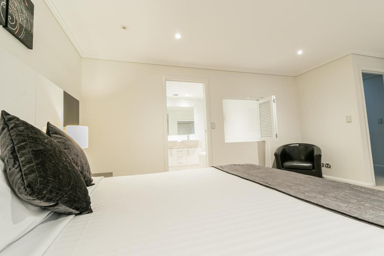 Absolute Beachfront Opal Cove Resort Korora Exteriör bild
