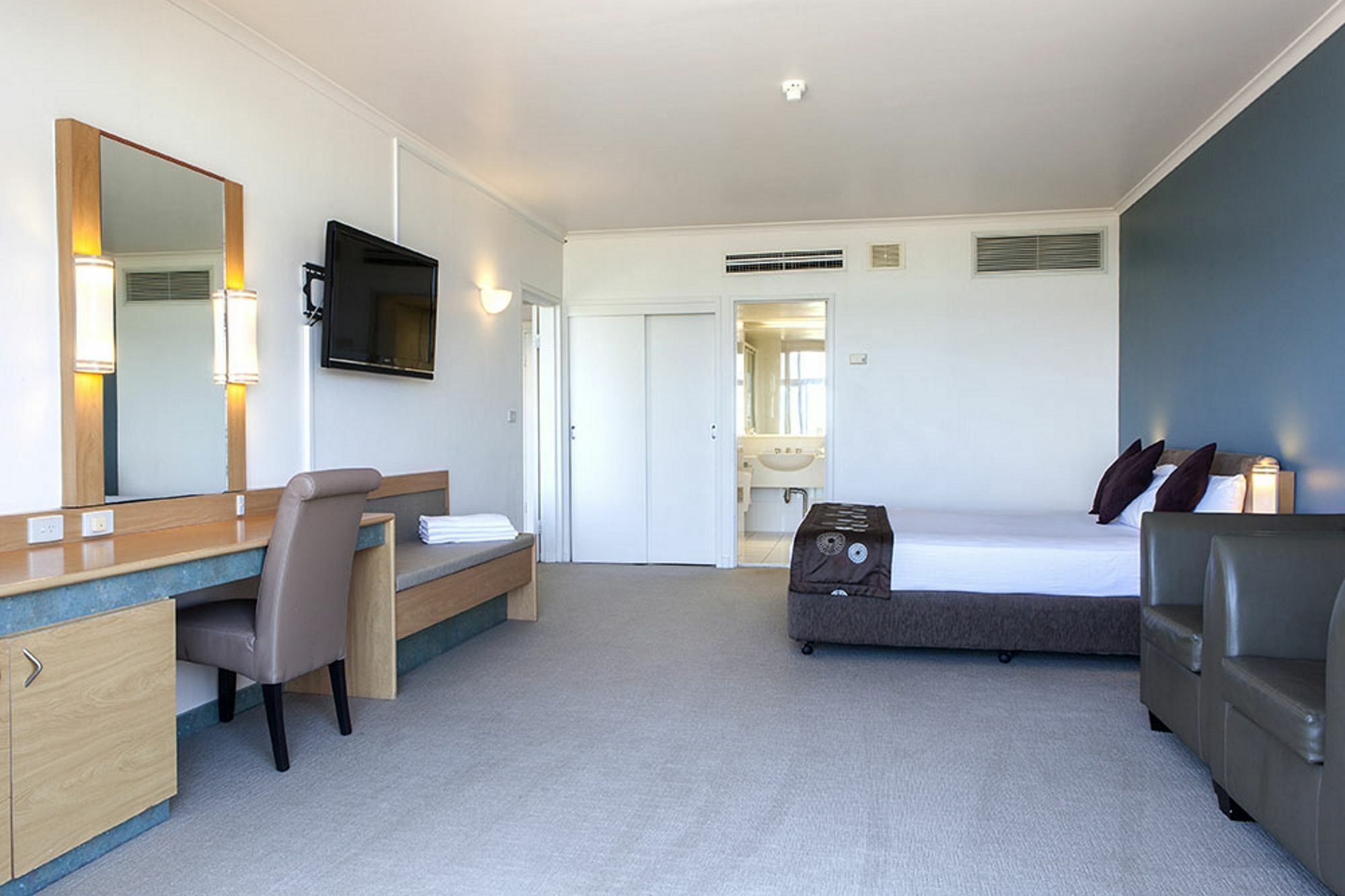 Absolute Beachfront Opal Cove Resort Korora Exteriör bild