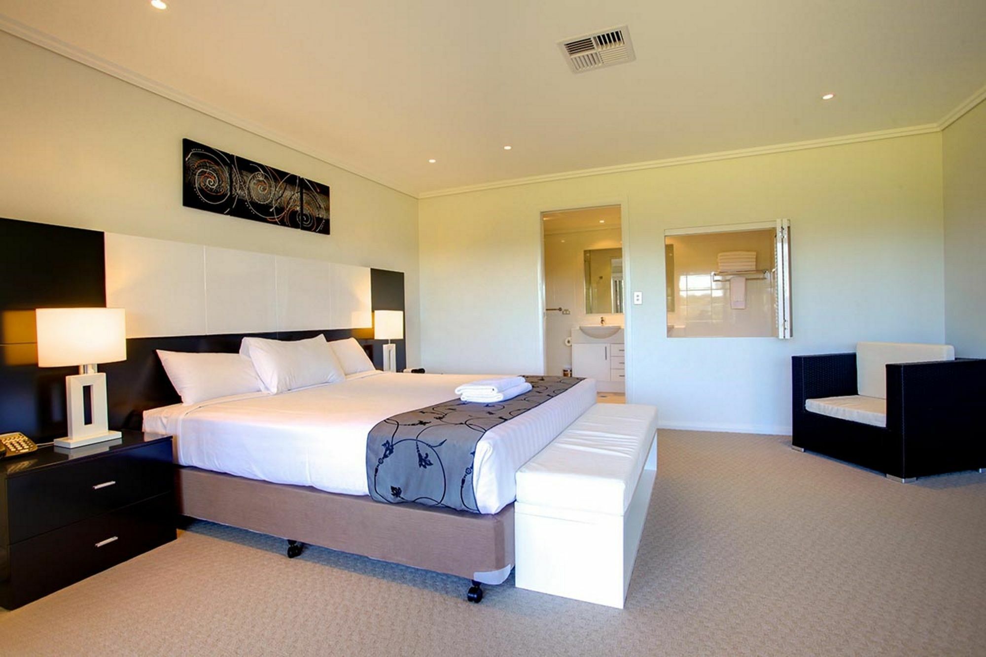 Absolute Beachfront Opal Cove Resort Korora Exteriör bild