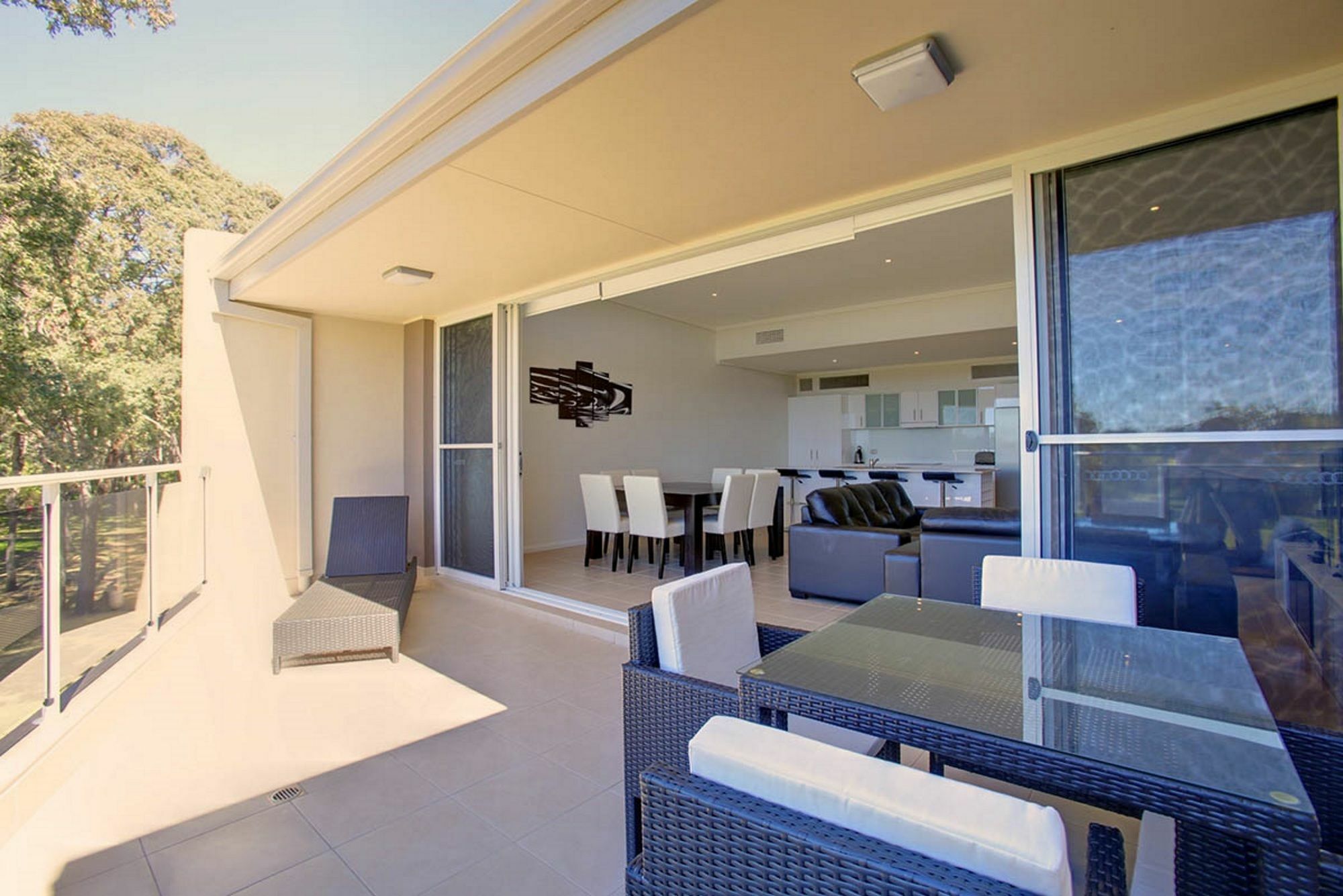 Absolute Beachfront Opal Cove Resort Korora Exteriör bild